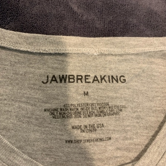 Jawbreaking crop top (size M) - Picture 4 of 4